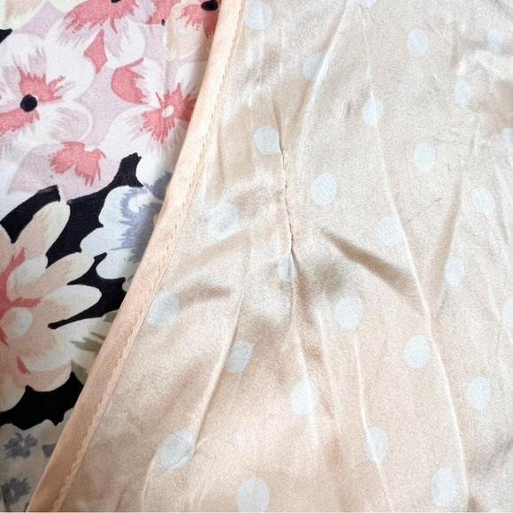 RIXO Satin Floral Dot Colorblock Long Sleeve V-Neck Ruched Wrap Midi Dress XS - Picture 8 of 11